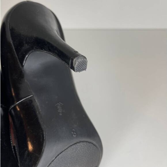 Fioni Shiny Black Tassel High Heel Pumps Size 8 - Picture 7 of 7